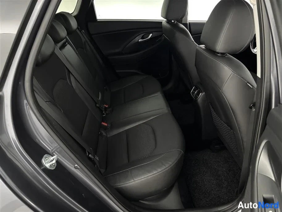Grey Hyundai i30 2020, rear seats, photo 18