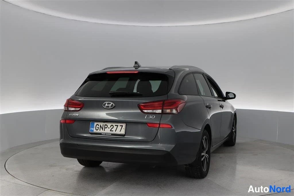 Grey Hyundai i30 2020, rear three-quarter, photo 8