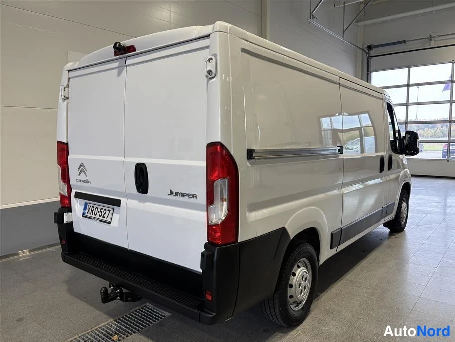 White Citroen Jumper 2023, rear three-quarter, photo 4