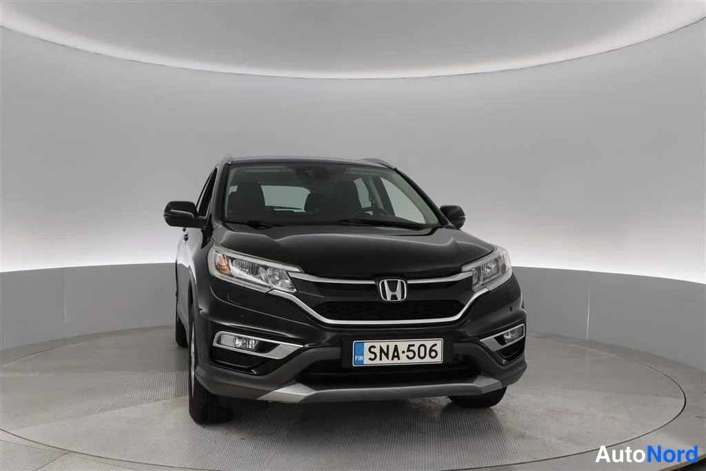 Black Honda CR-V 2016, front, photo 6
