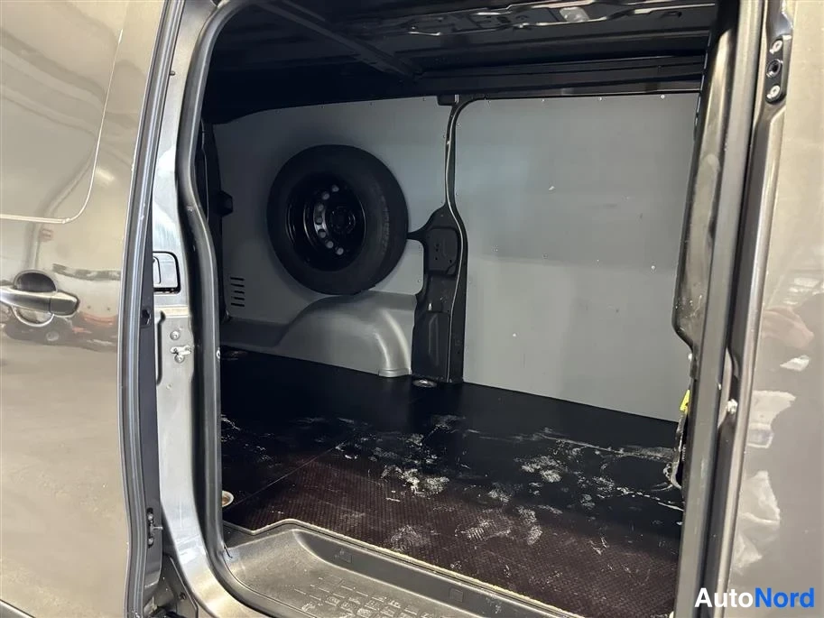 Grey Peugeot Expert 2020, boot, photo 14