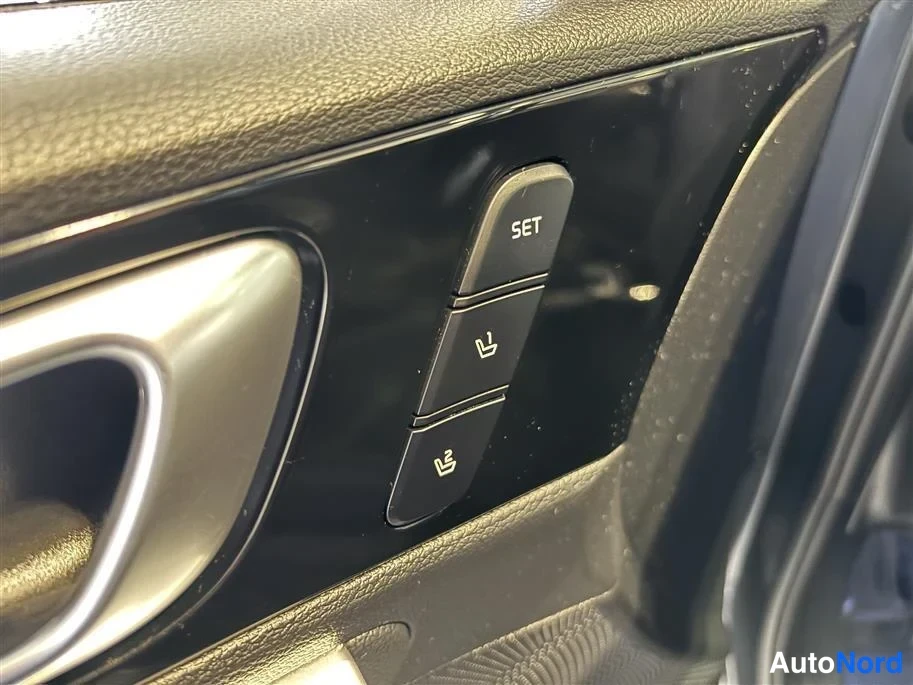 Grey Kia Xceed 2022, detail, photo 18