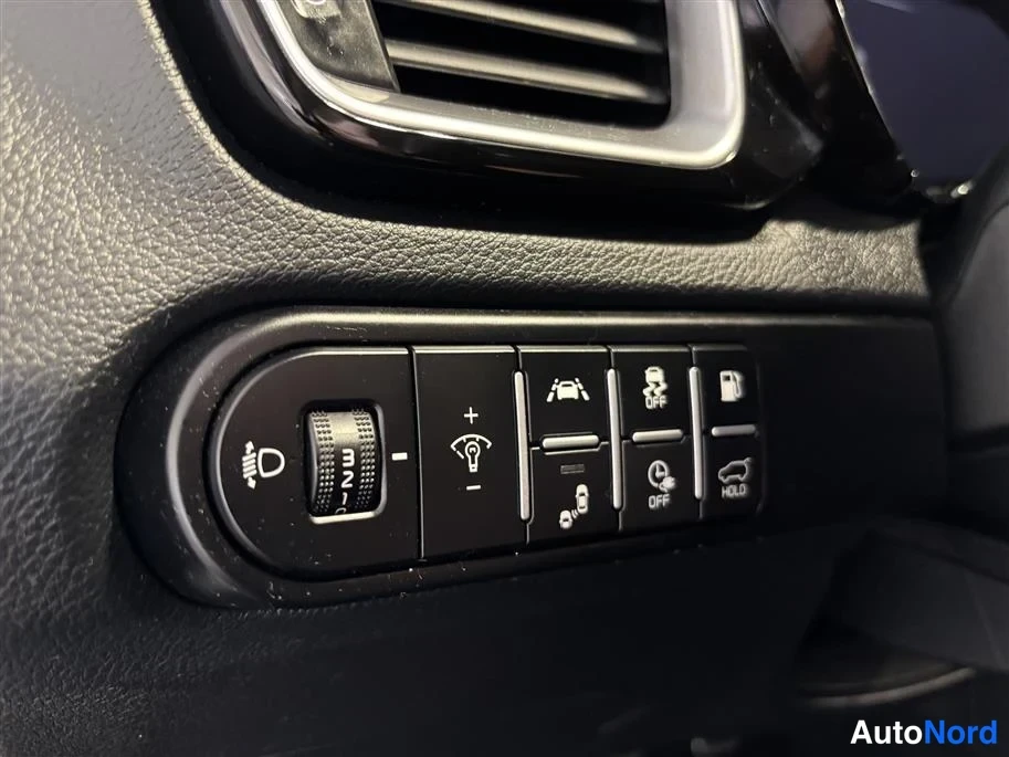 Grey Kia Xceed 2022, detail, photo 31