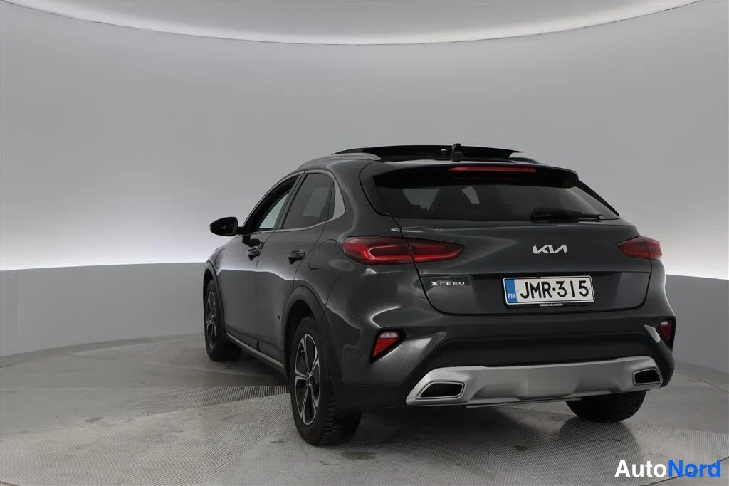 Grey Kia Xceed 2022, rear three-quarter, photo 8