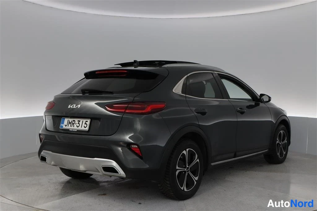 Grey Kia Xceed 2022, rear three-quarter, photo 9