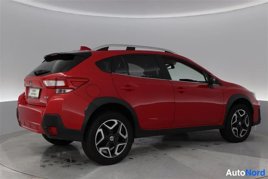Red Subaru XV 2018, rear three-quarter, photo 9