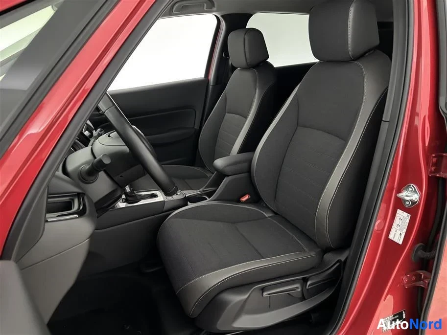 Red Honda Jazz 2025, front seats, photo 15