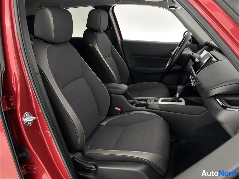 Red Honda Jazz 2025, front seats, photo 16