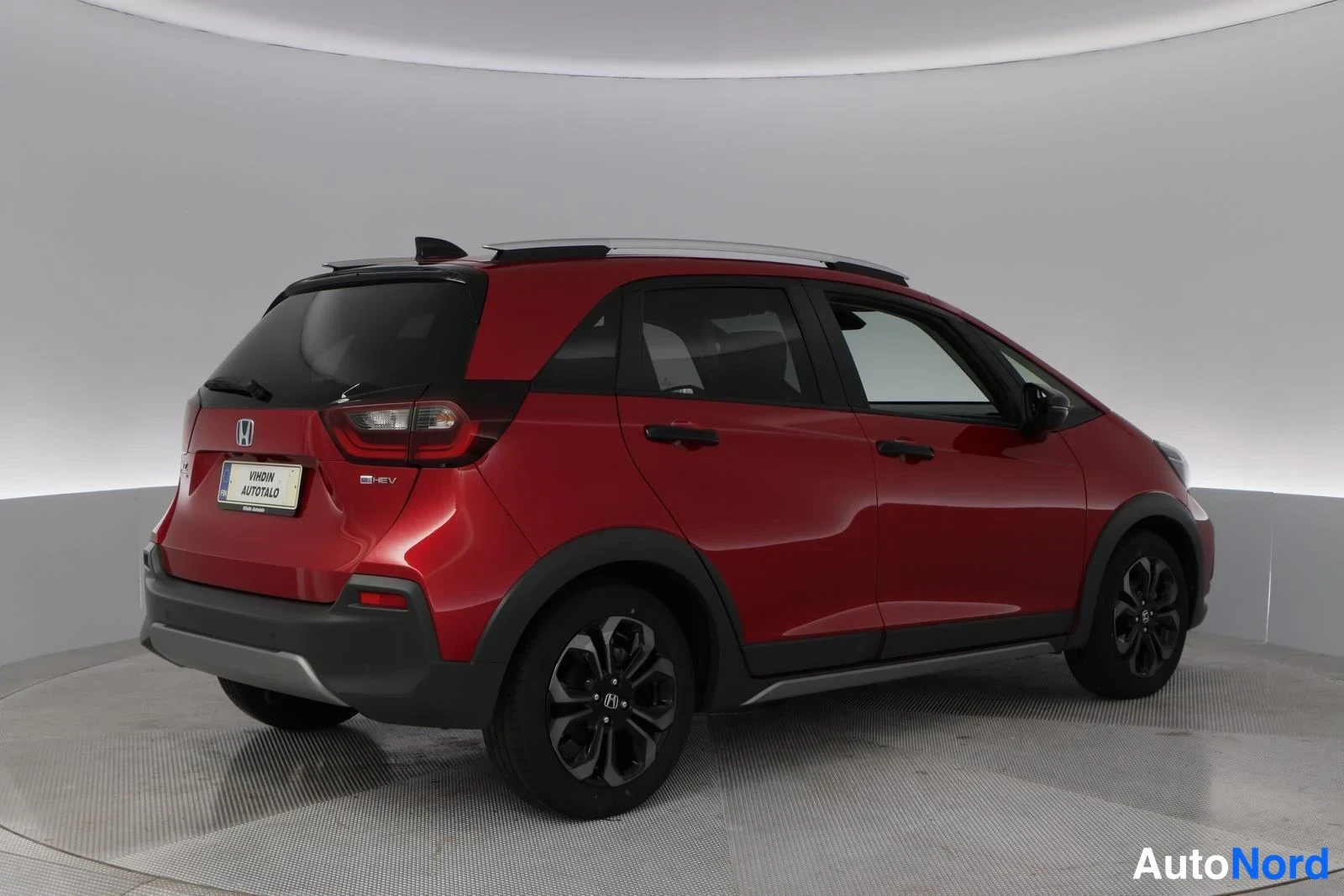 Red Honda Jazz 2025, rear three-quarter, photo 10