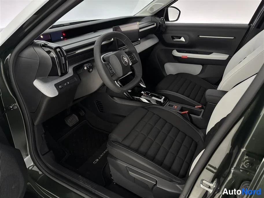 Green Citroen C3 Aircross 2026, cockpit, photo 12