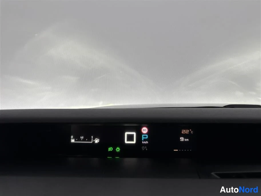 Green Citroen C3 Aircross 2026, detail, photo 28