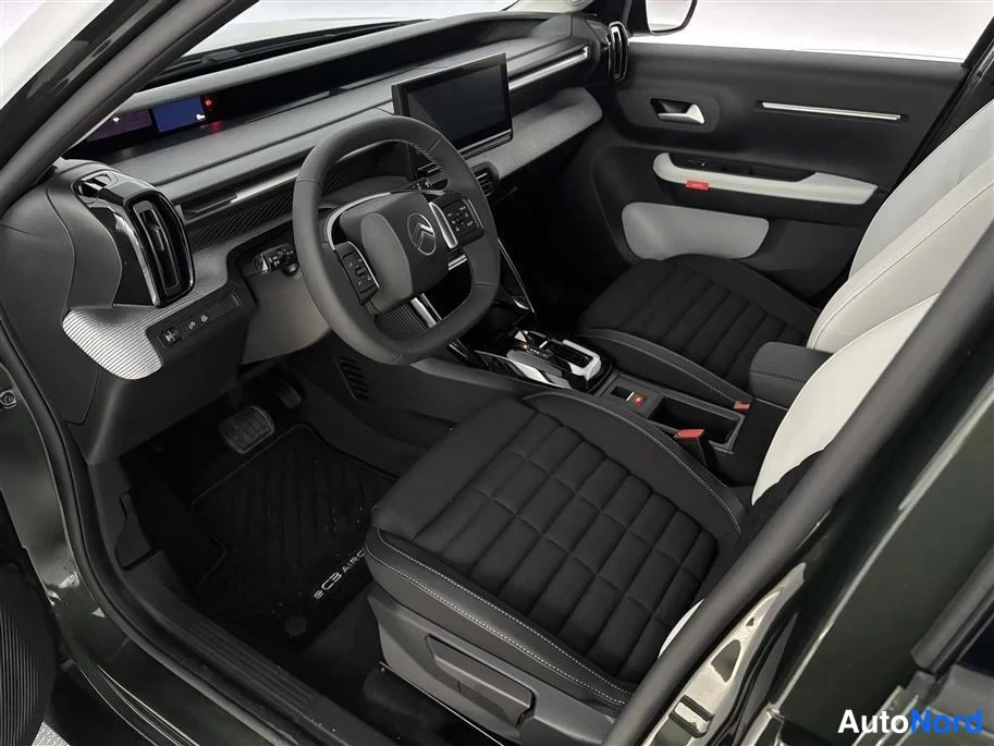 Green Citroen e-C3 Aircross 2026, cockpit, photo 11
