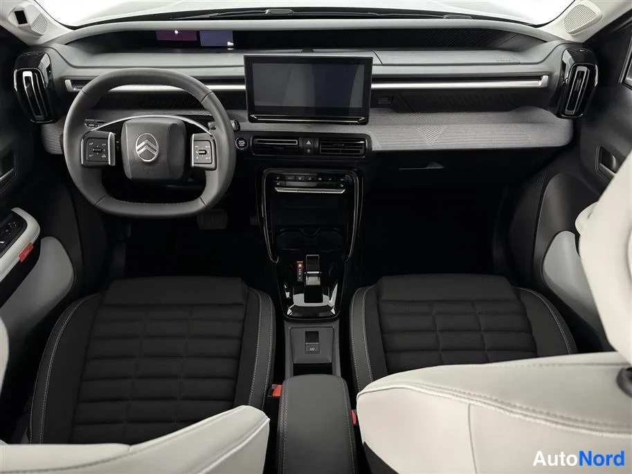 Green Citroen e-C3 Aircross 2026, cockpit, photo 10
