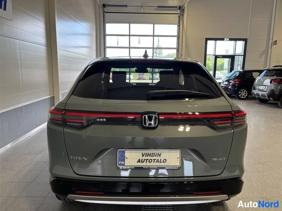 Green Honda HR-V 2026, rear, photo 7