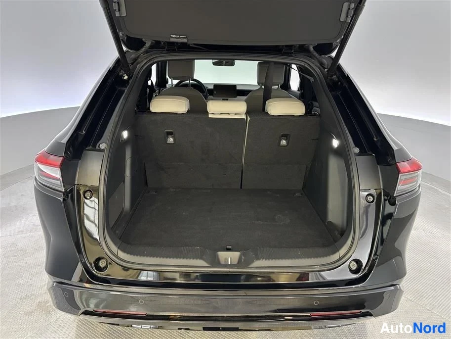 Musta Honda HR-V 2025, tavaratila, kuva 21