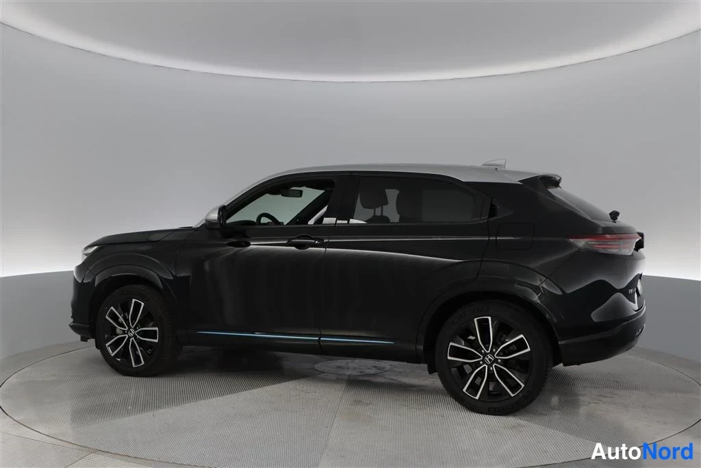 Musta Honda HR-V 2025, sivulta, kuva 6