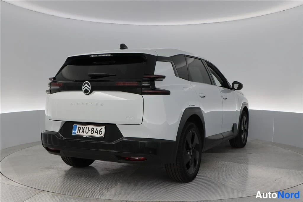 White Citroen C5 Aircross 2026, rear three-quarter, photo 7