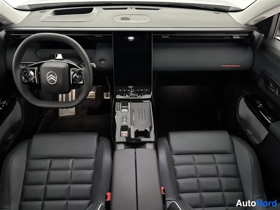 White Citroen C5 Aircross 2026, cockpit, photo 10