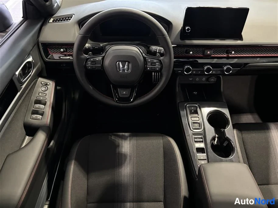 Grey Honda Civic 2026, cockpit, photo 10
