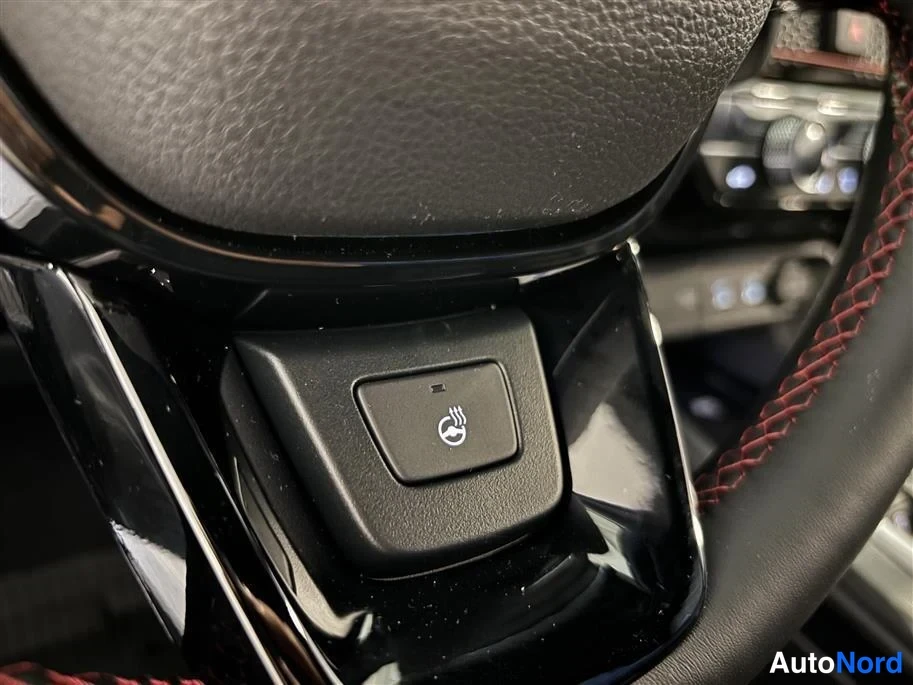Grey Honda Civic 2026, detail, photo 16