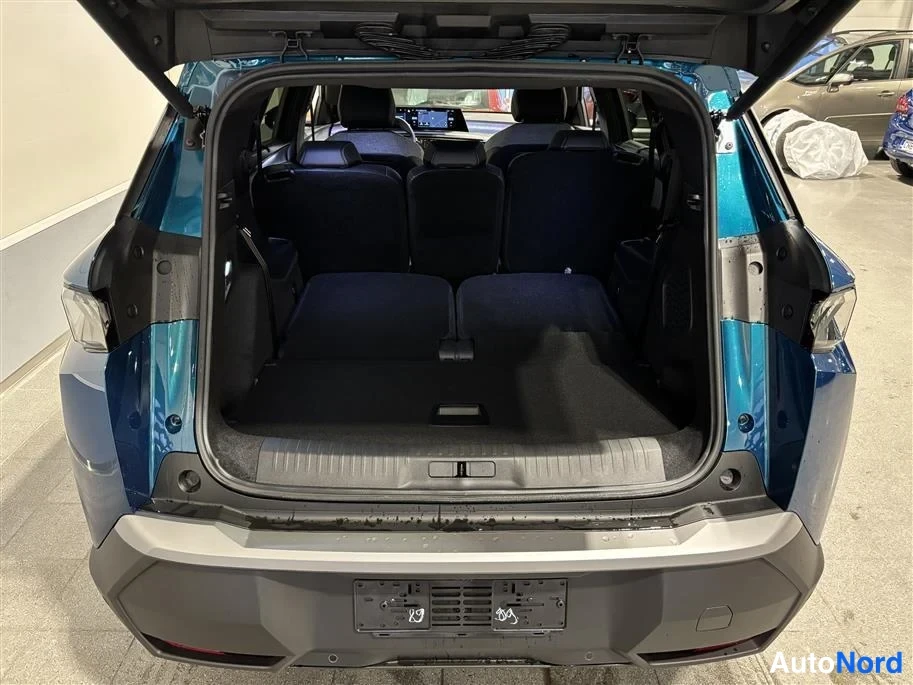 Blue Peugeot 5008 2026, boot, photo 16