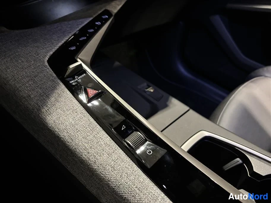 Blue Peugeot 5008 2026, detail, photo 24