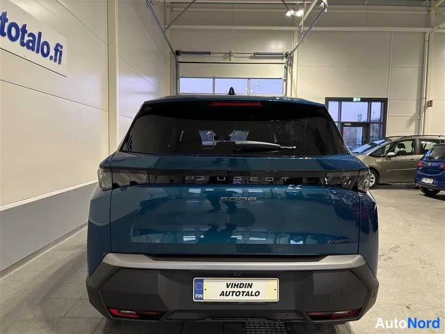 Blue Peugeot 5008 2026, rear, photo 7