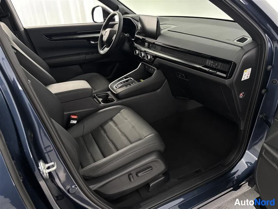 Blue Honda CR-V 2026, cockpit, photo 13