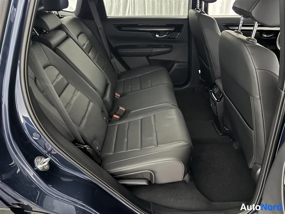 Blue Honda CR-V 2026, rear seats, photo 17