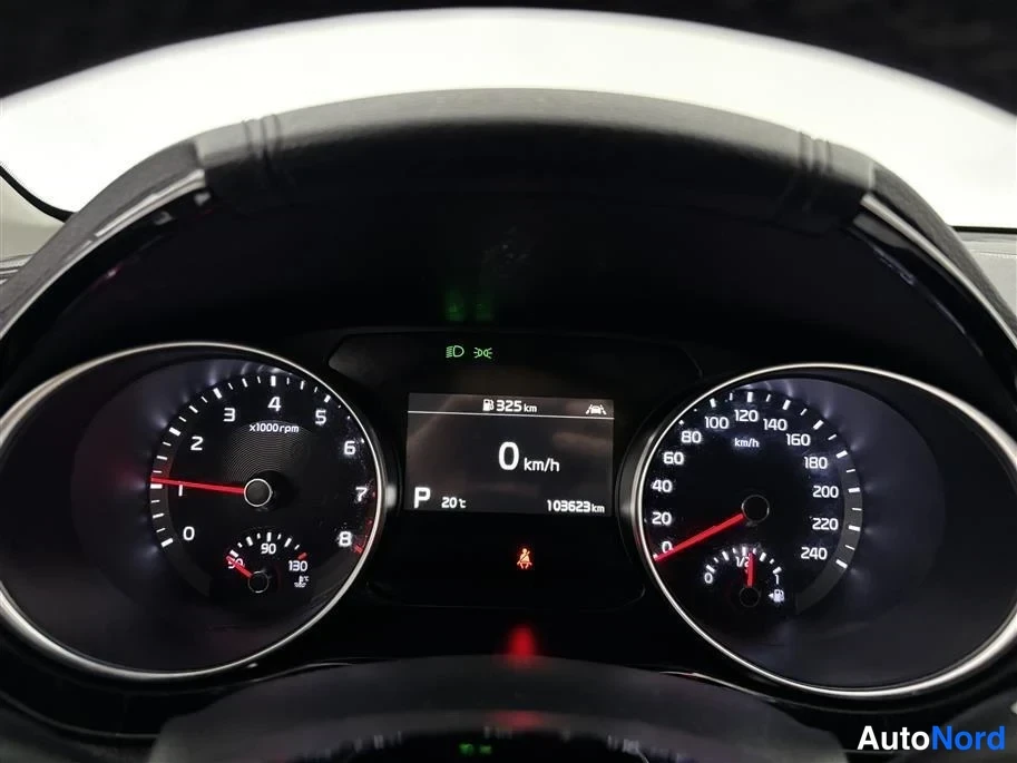 Orange Kia Xceed 2020, detail, photo 30