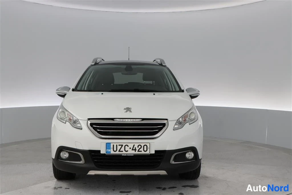 White Peugeot 2008 2015, front, photo 4