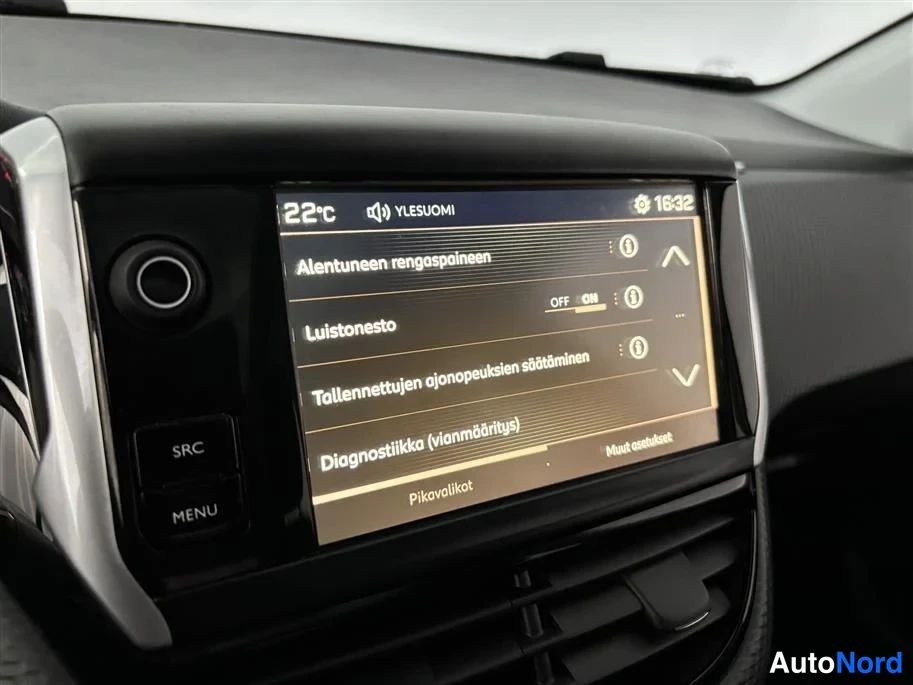 Black Peugeot 2008 2017, detail, photo 26