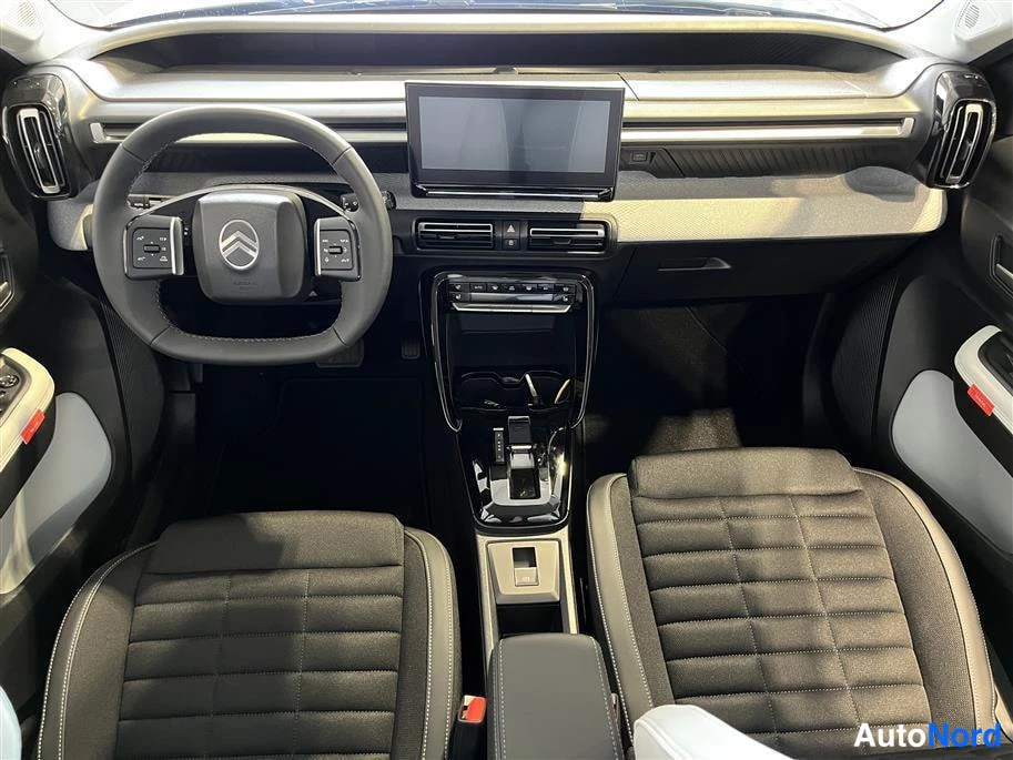 Silver Citroen C3 Aircross 2025, cockpit, photo 9