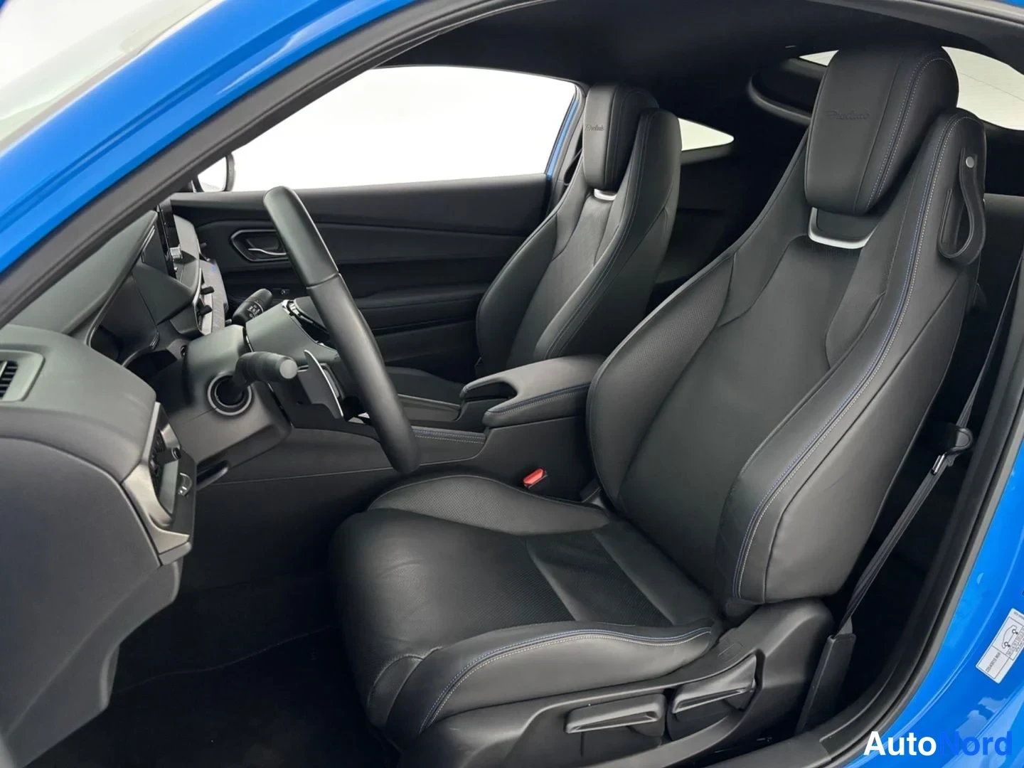 Blue Honda Prelude 2026, front seats, photo 18