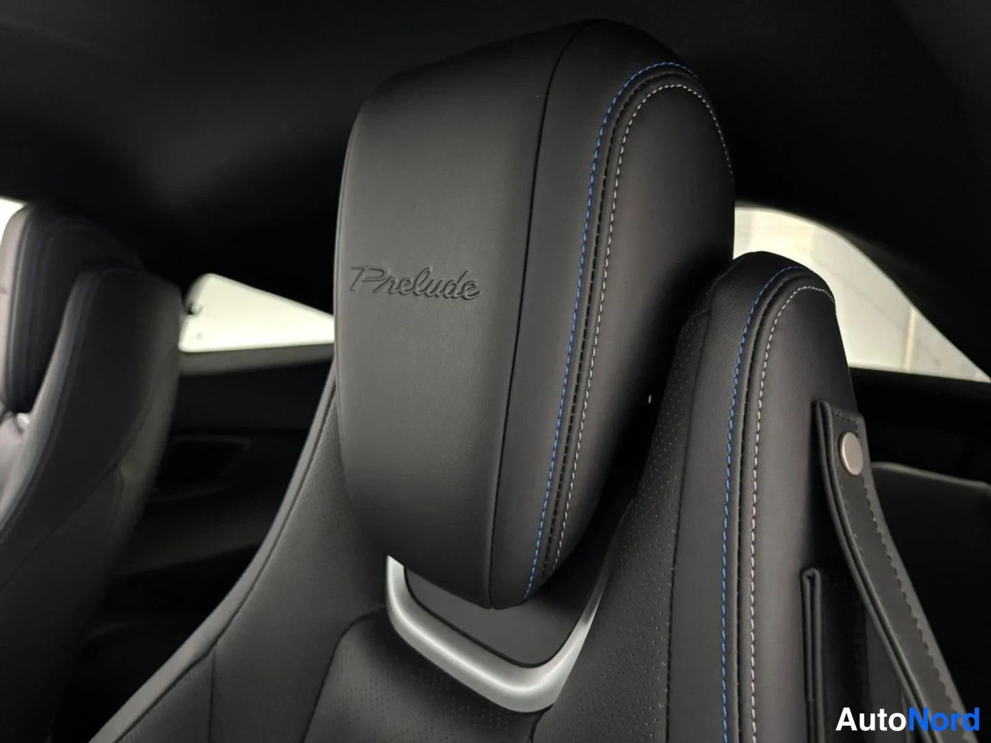 Blue Honda Prelude 2026, detail, photo 33