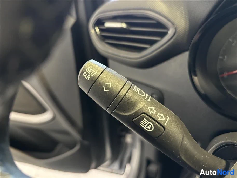 Grey Opel Crossland X 2020, detail, photo 26