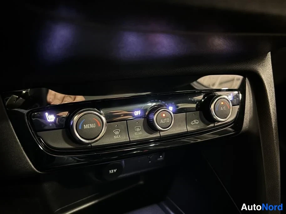 Grey Opel Corsa 2024, detail, photo 18