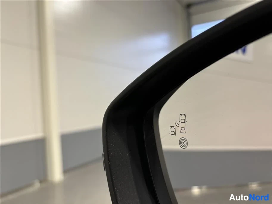 Grey Opel Corsa 2024, detail, photo 27