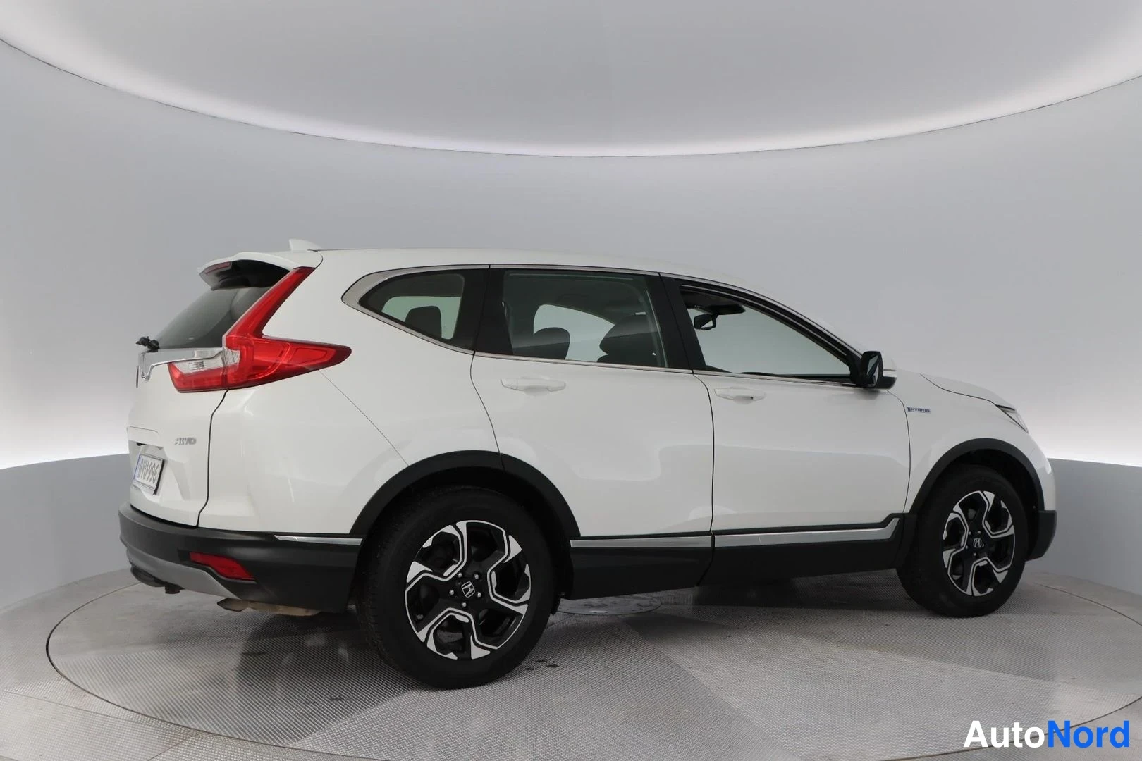 Valkoinen Honda CR-V 2019, takaviisto, kuva 10