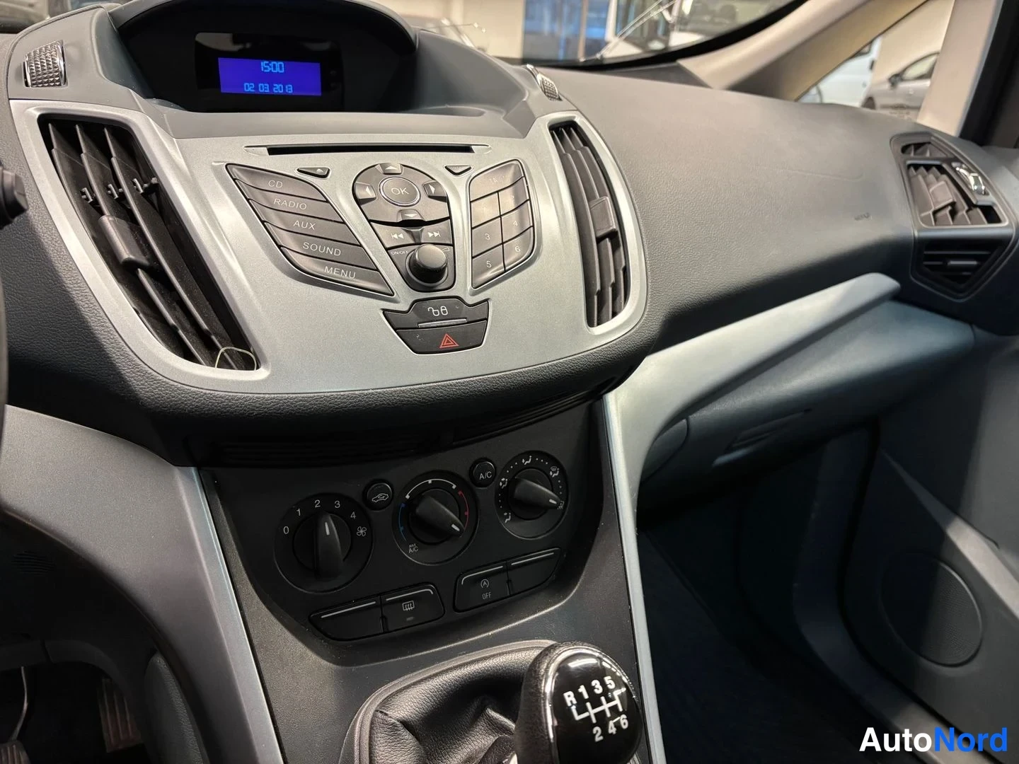 Silver Ford C-Max 2012, cockpit, photo 6