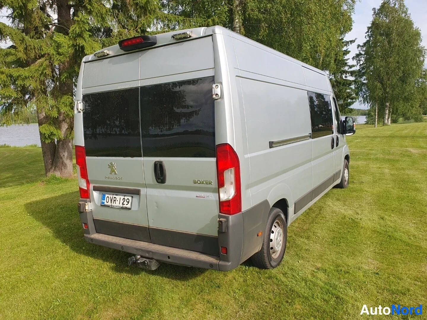 Harmaa Peugeot Boxer 2017, takaviisto, kuva 10