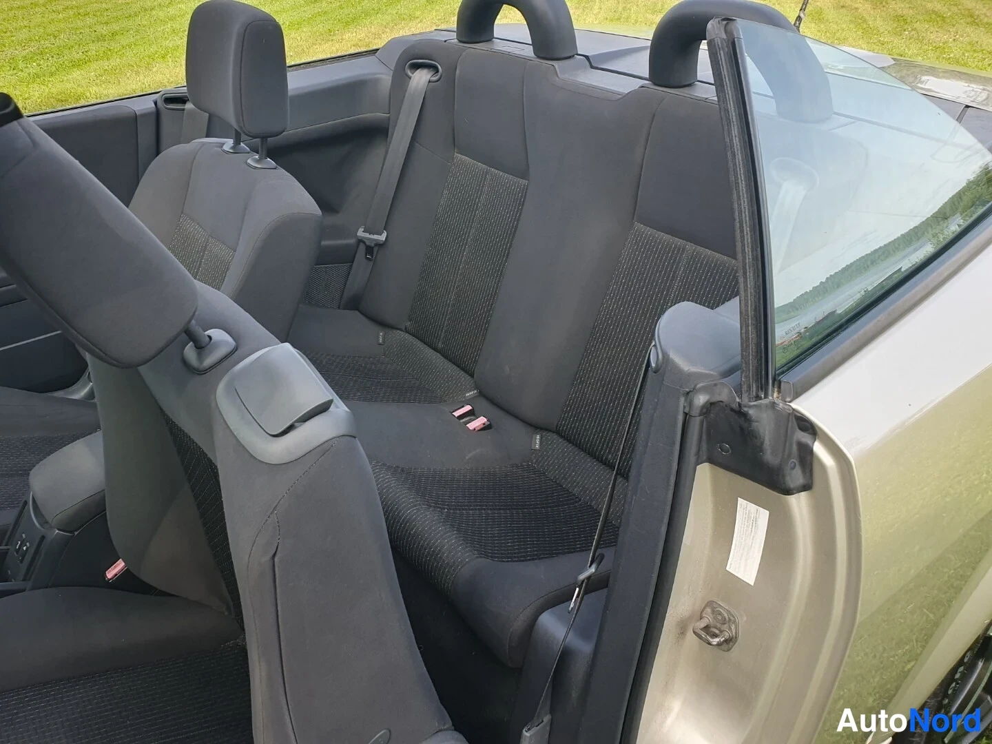 Beige Renault Megane 2004, takaistuimet, kuva 21