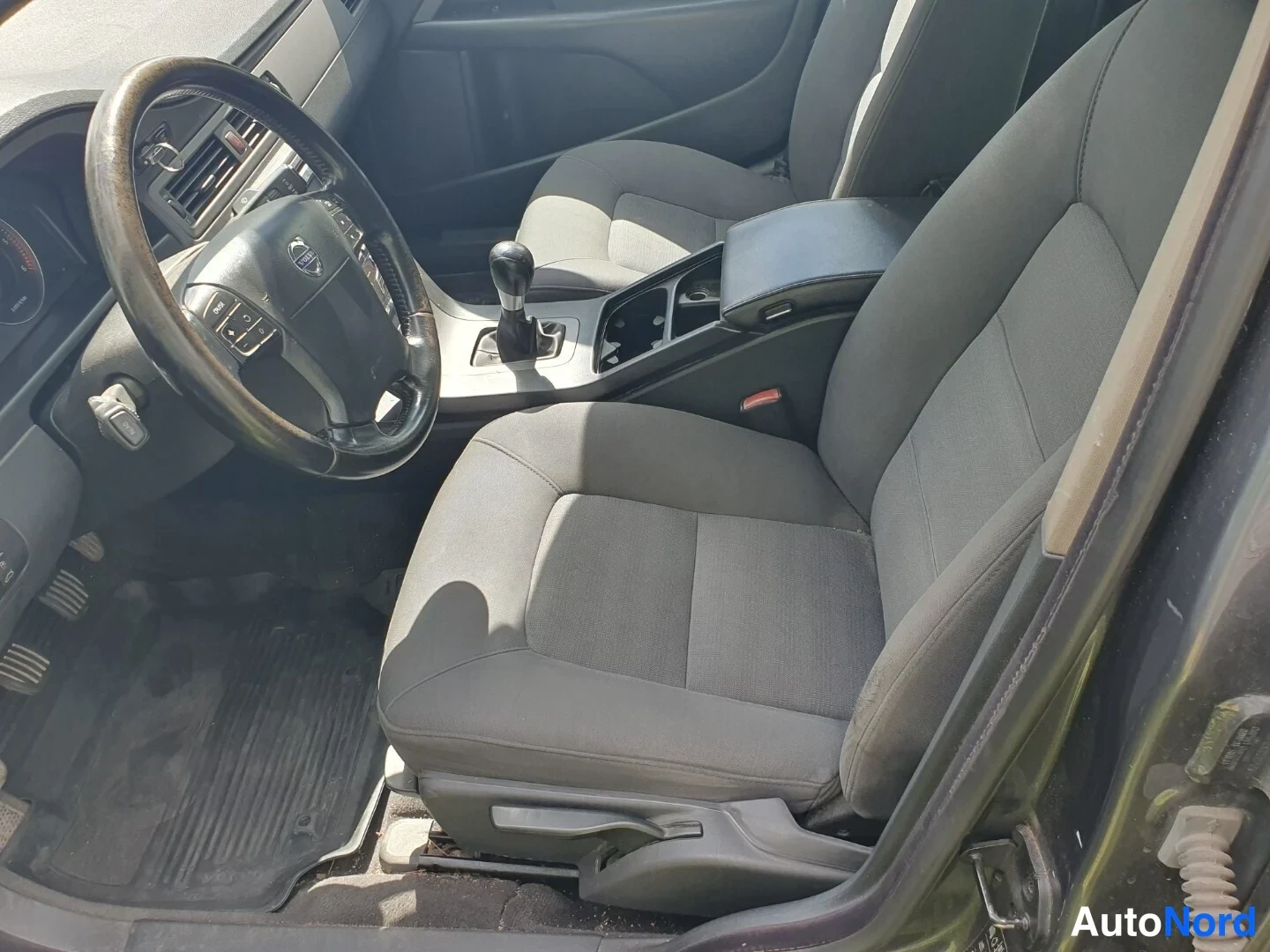 Harmaa Volvo S80 2007, ohjaamo, kuva 10