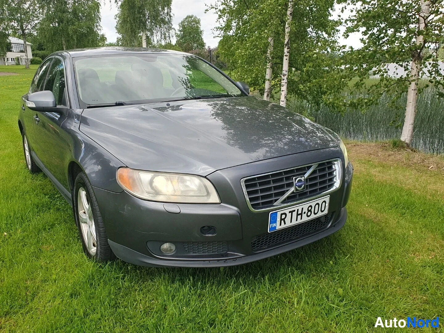 Harmaa Volvo S80 2007, etuviisto, keula oikealle, kuva 3