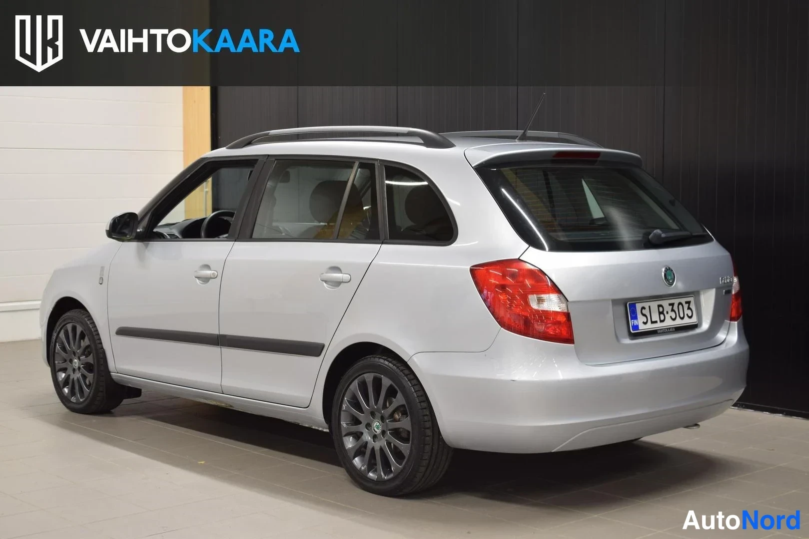 Hopea Skoda Fabia 2012, takaviisto, kuva 5