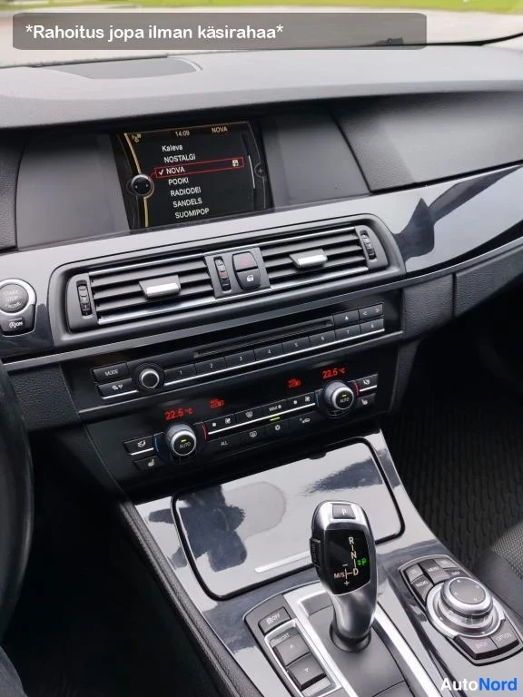 Musta BMW 525d xDrive 2012, ohjaamo, kuva 19