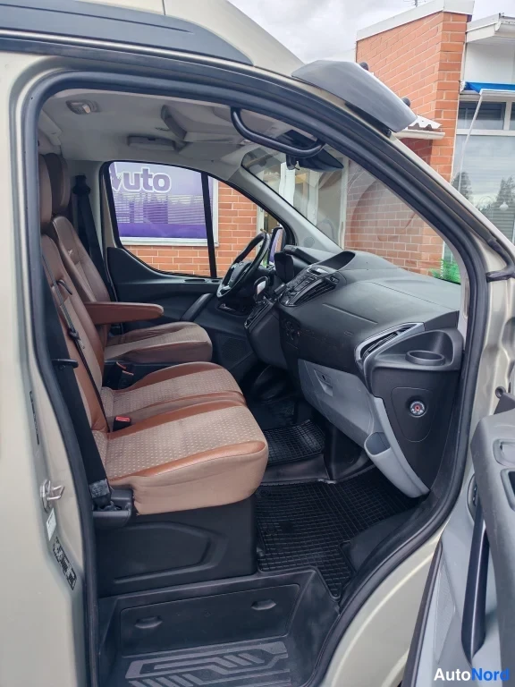Harmaa Ford Transit Custom 2018, ohjaamo, kuva 12