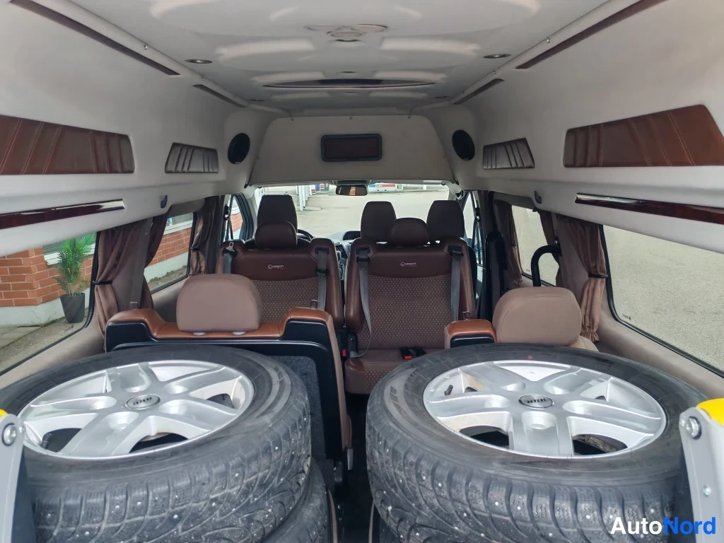 Harmaa Ford Transit Custom 2018, takaistuimet, kuva 23