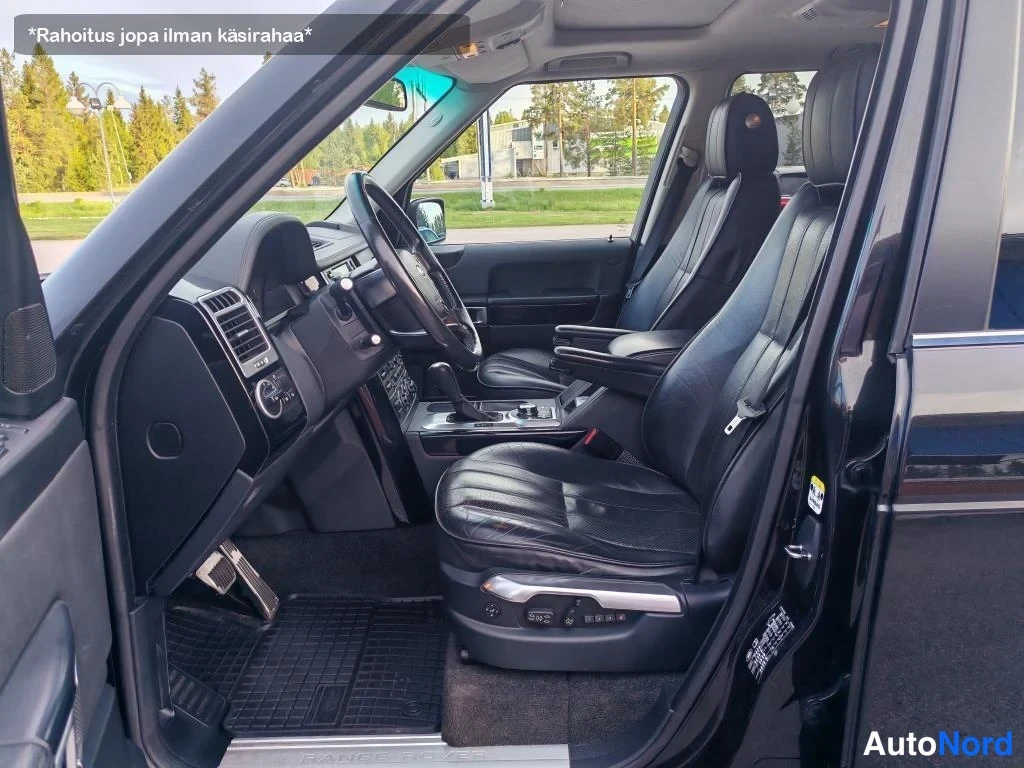 Musta Land Rover Range Rover 2009, ohjaamo, kuva 12