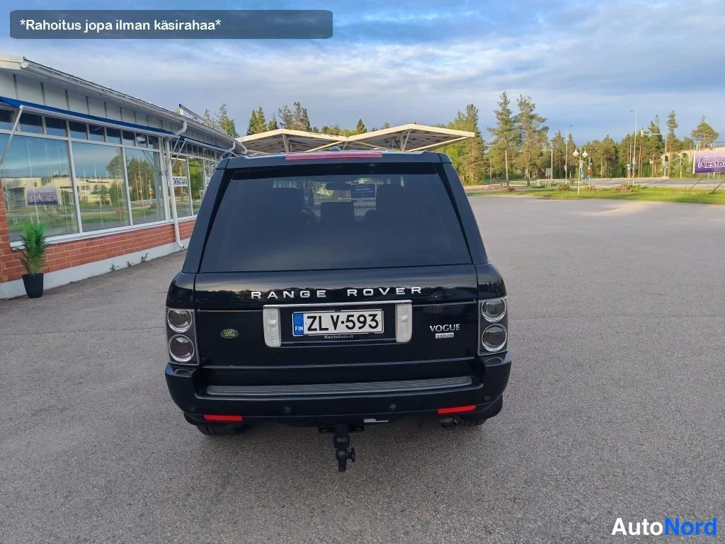 Musta Land Rover Range Rover 2009, takaa, kuva 11